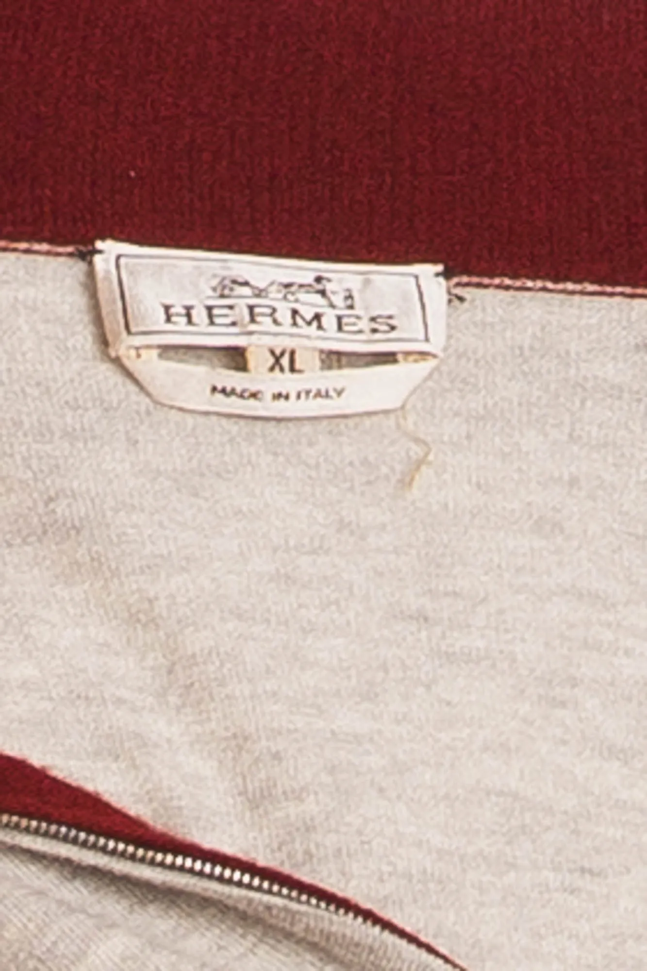 Hermes - Grey Zip Neck Cashmere Sweater with Red Collar - XL