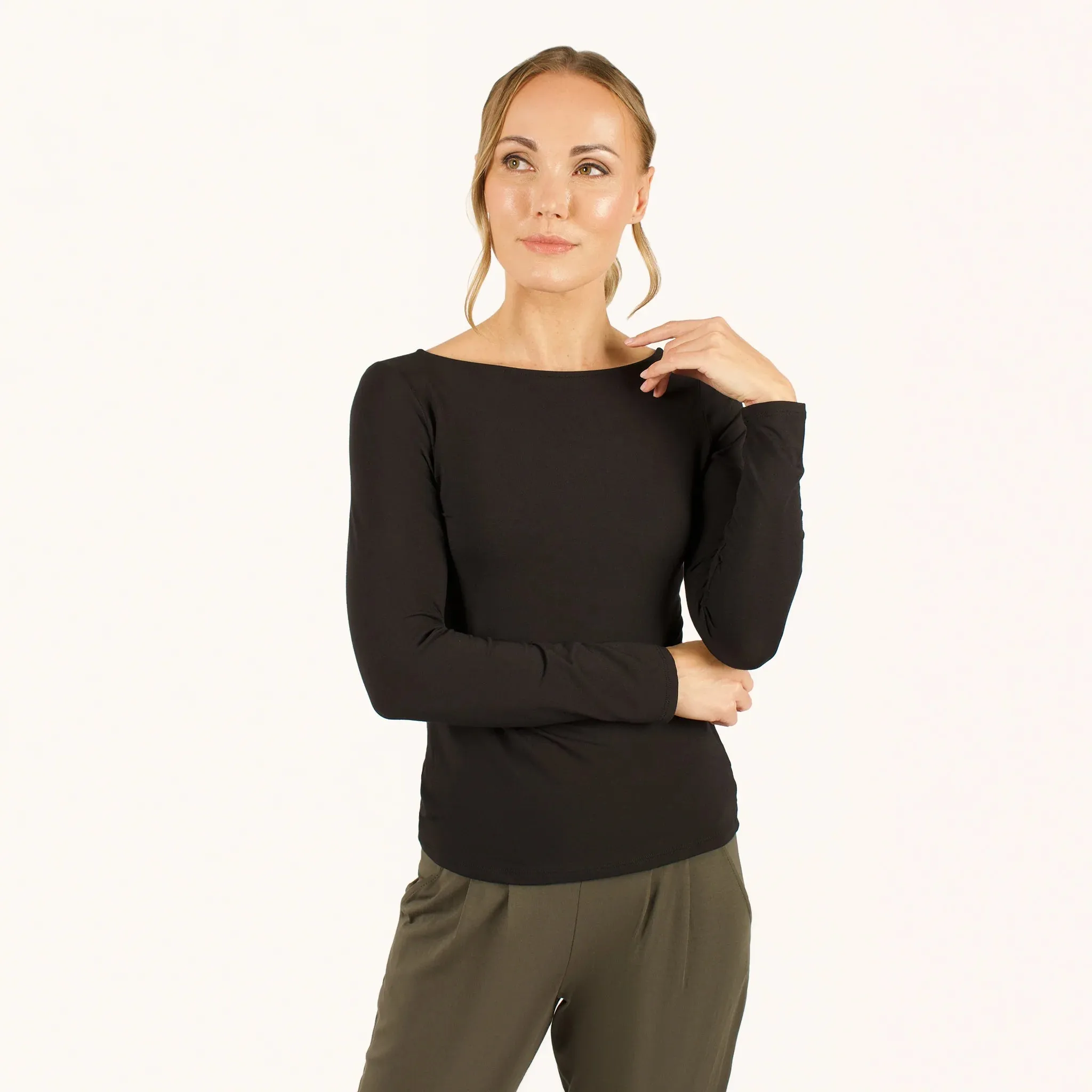 The Effortless Reversible Long Sleeve in Dark Heathered Grey